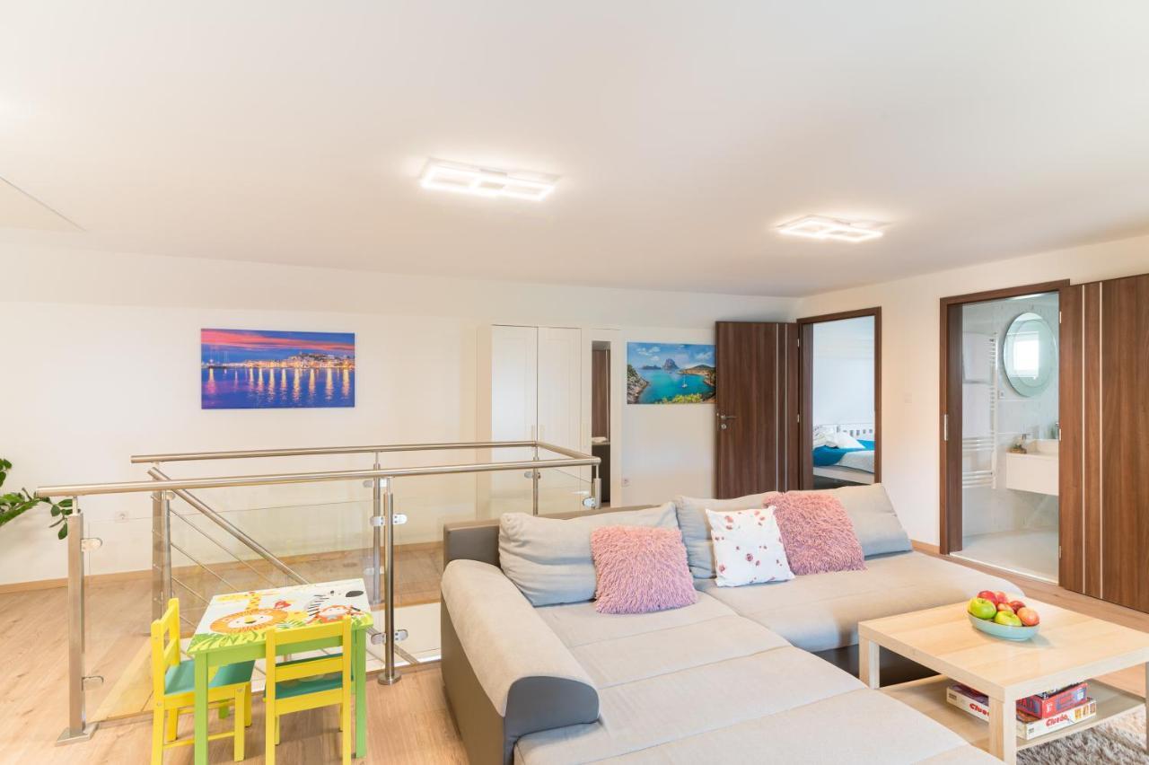 Eternity Apartmanhaz Keszthely Bagian luar foto