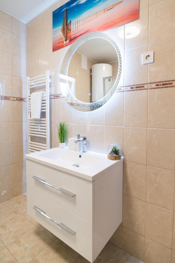 Eternity Apartmanhaz Keszthely Bagian luar foto